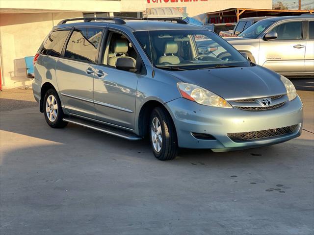 2009 toyota sienna le