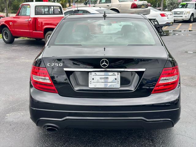 2013 mercedes-benz c-class c 250 luxury 4dr sedan