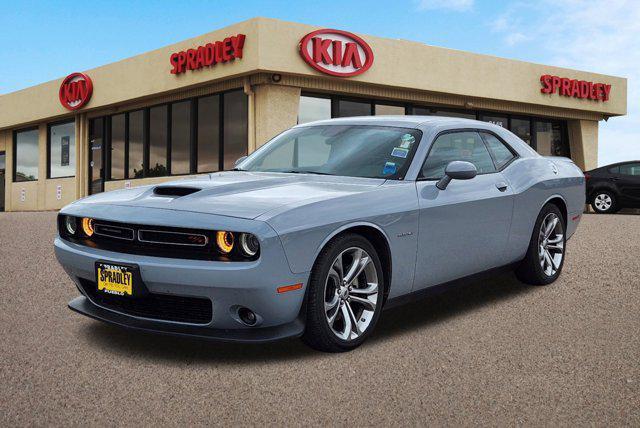 2022 dodge challenger r/t