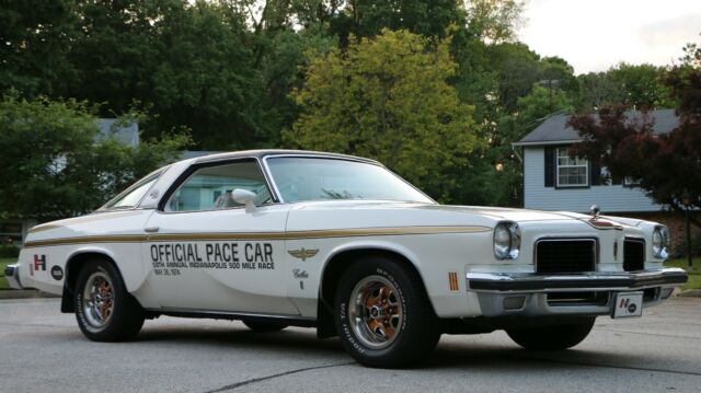 1974 oldsmobile cutlass pace car olds/hurst