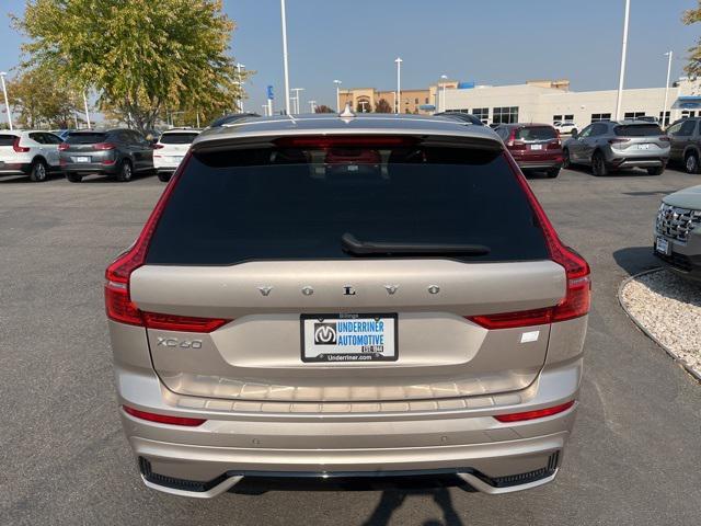 2024 volvo xc60 recharge plug-in hybrid t8 ultimate dark theme