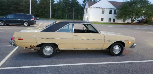 legit 70s cruiser 75 dodge dart swinger!