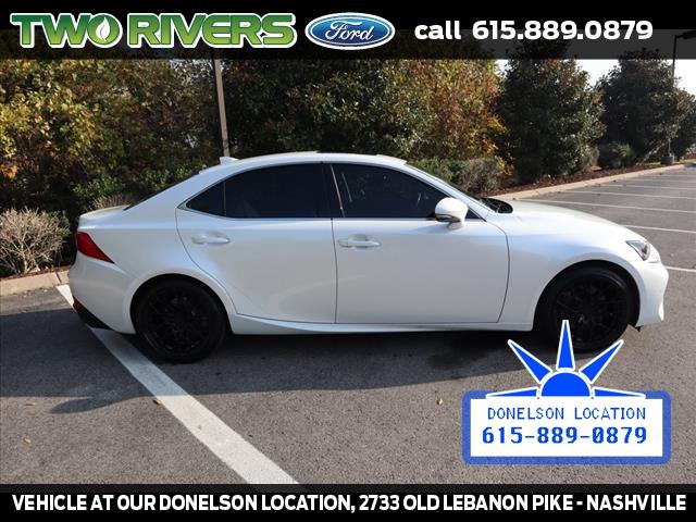 2018 lexus is 300 base