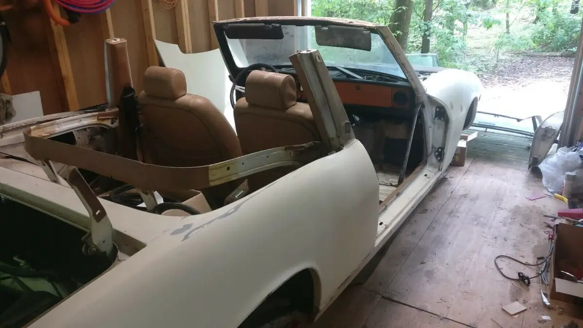 1975 triumph stag convertible white rwd automatic