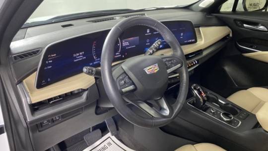 2024 cadillac xt4 premium luxury