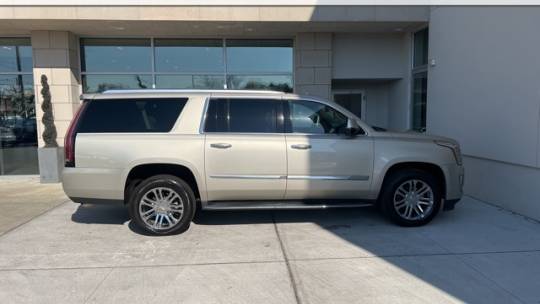 2017 cadillac escalade esv luxury