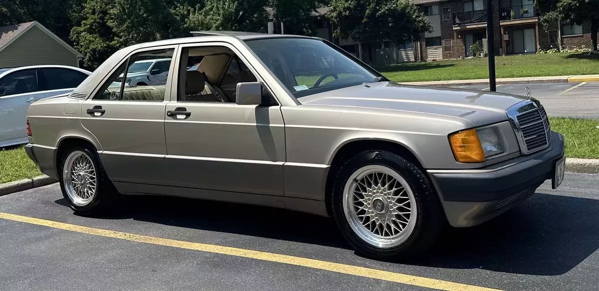 1992 mercedes-benz 190-series sedan brown e 2.6