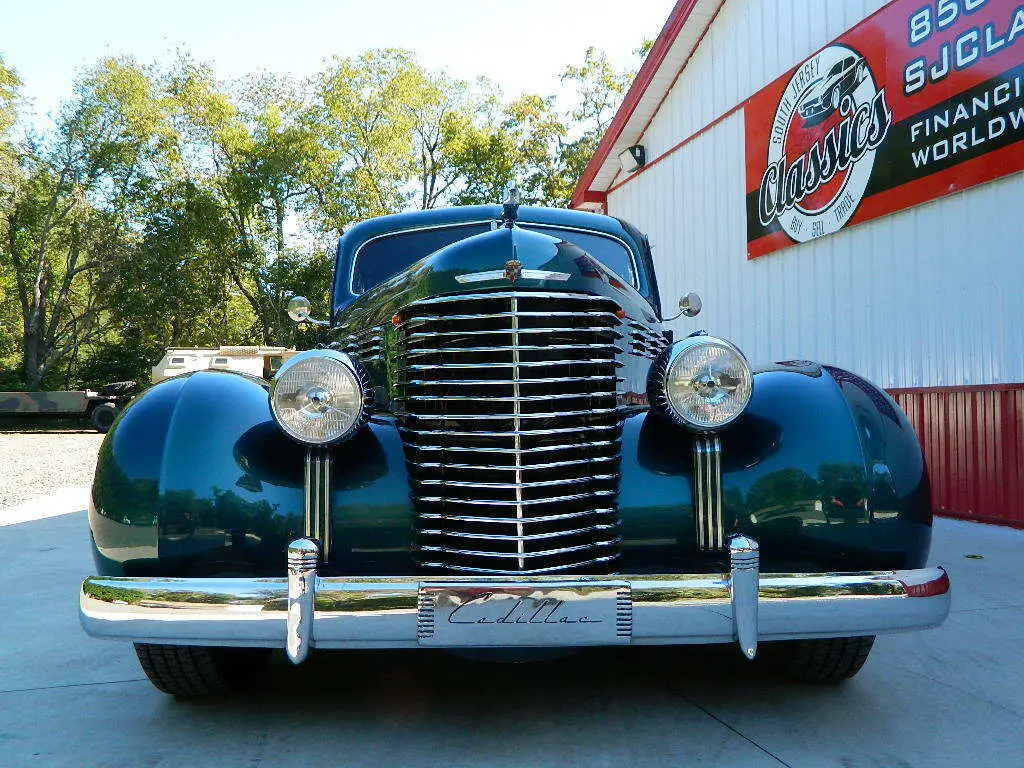 1938 cadillac 60 special sedan resto-mod