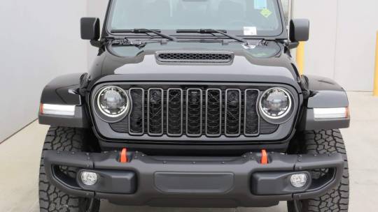 2024 Jeep Gladiator