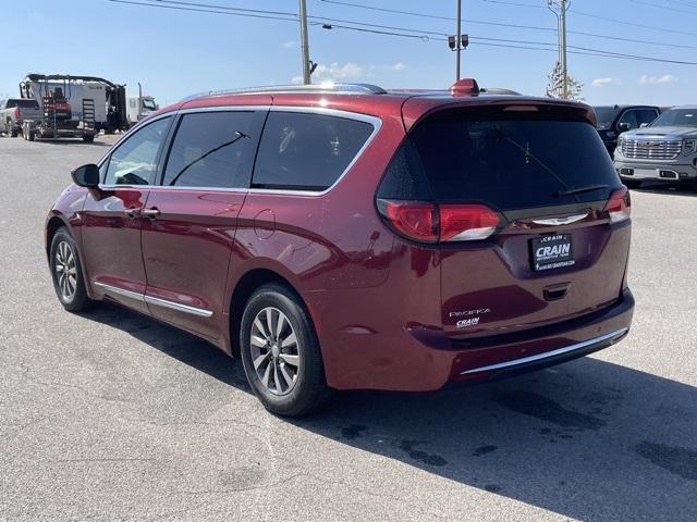 2019 chrysler pacifica touring-l plus