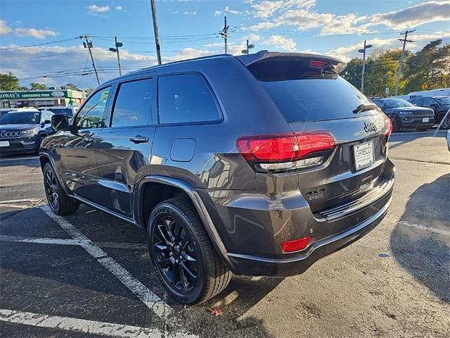 2021 jeep grand cherokee laredo x