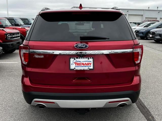 2017 ford explorer xlt