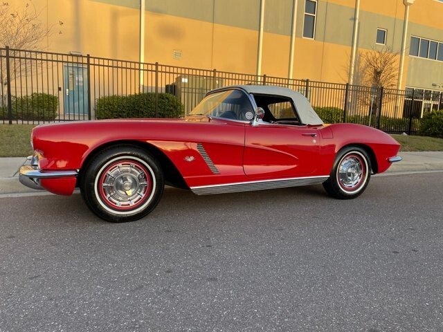 1962 chevrolet corvette convertible