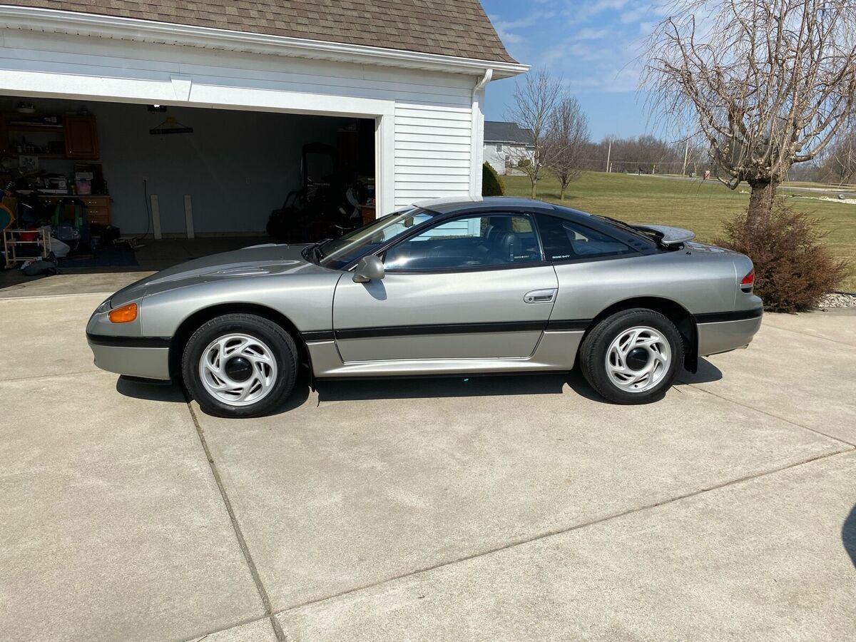 1993 dodge stealth hatchback grey es