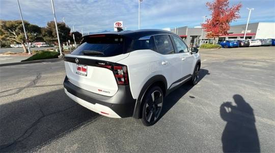 2025 Nissan Kicks