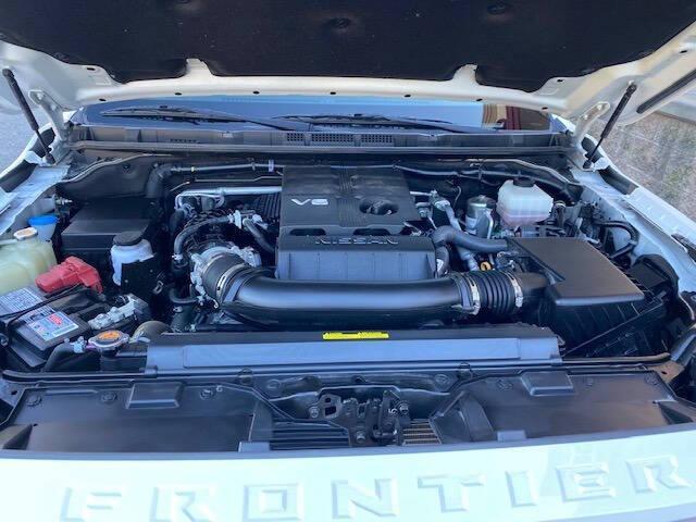 2023 nissan frontier sv