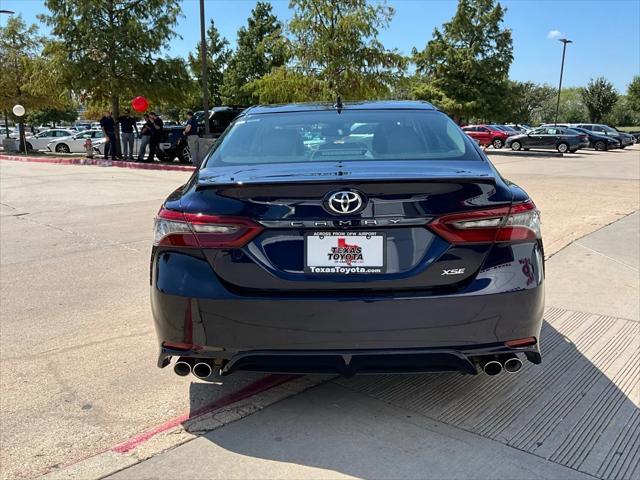 2022 toyota camry xse