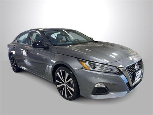 2022 nissan altima