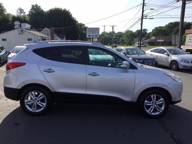 2013 hyundai tucson gls