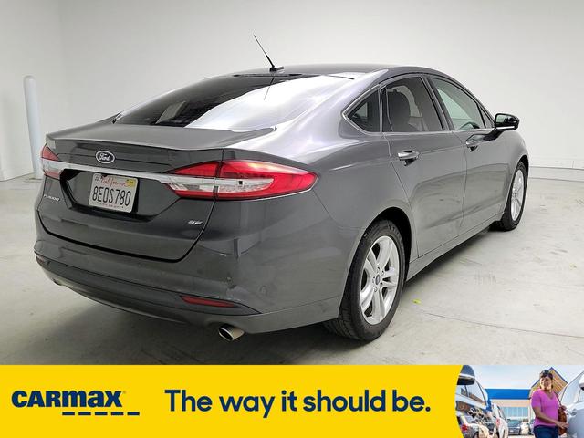 2018 ford fusion se