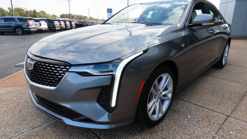 2022 cadillac ct4 luxury