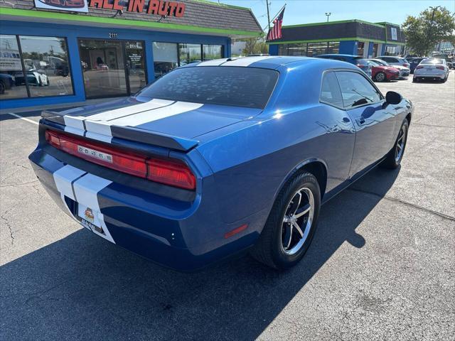 2010 dodge challenger se