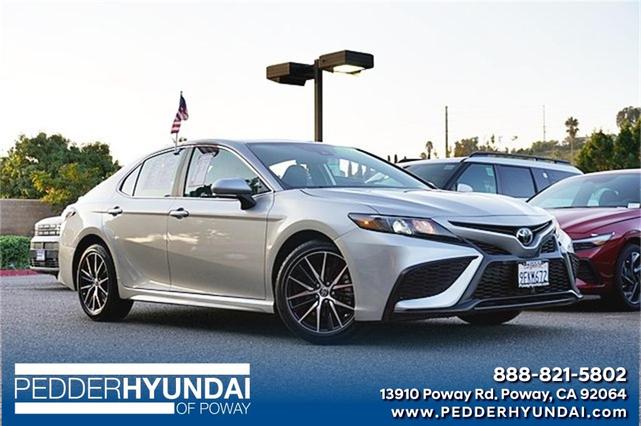 2023 toyota camry se
