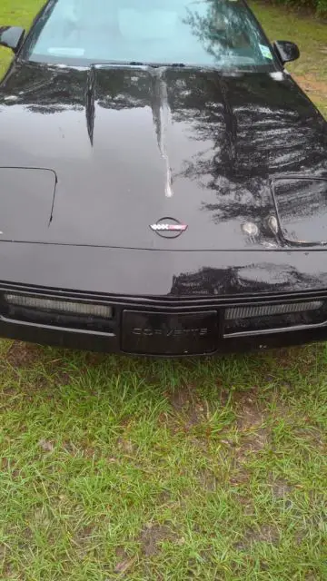 1984 chevrolet corvette convertible