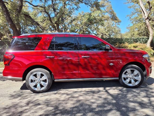 2022 ford expedition king ranch