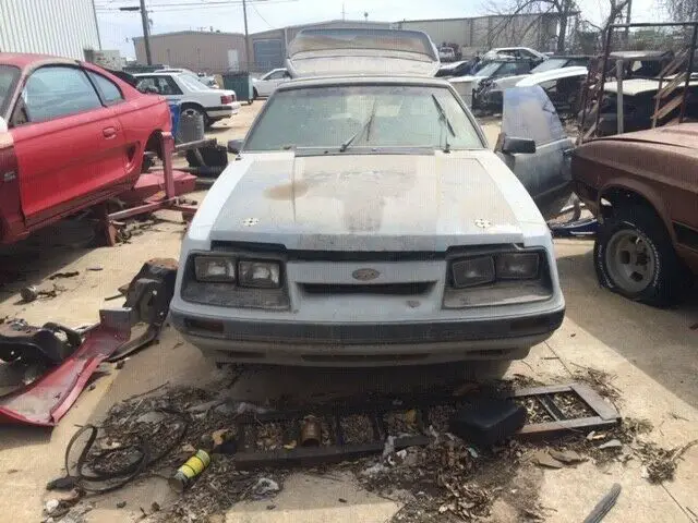 1986 ford mustang t-top gt