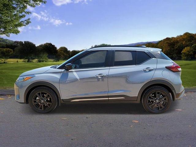 2023 nissan kicks sr