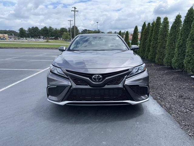 2022 toyota camry xse