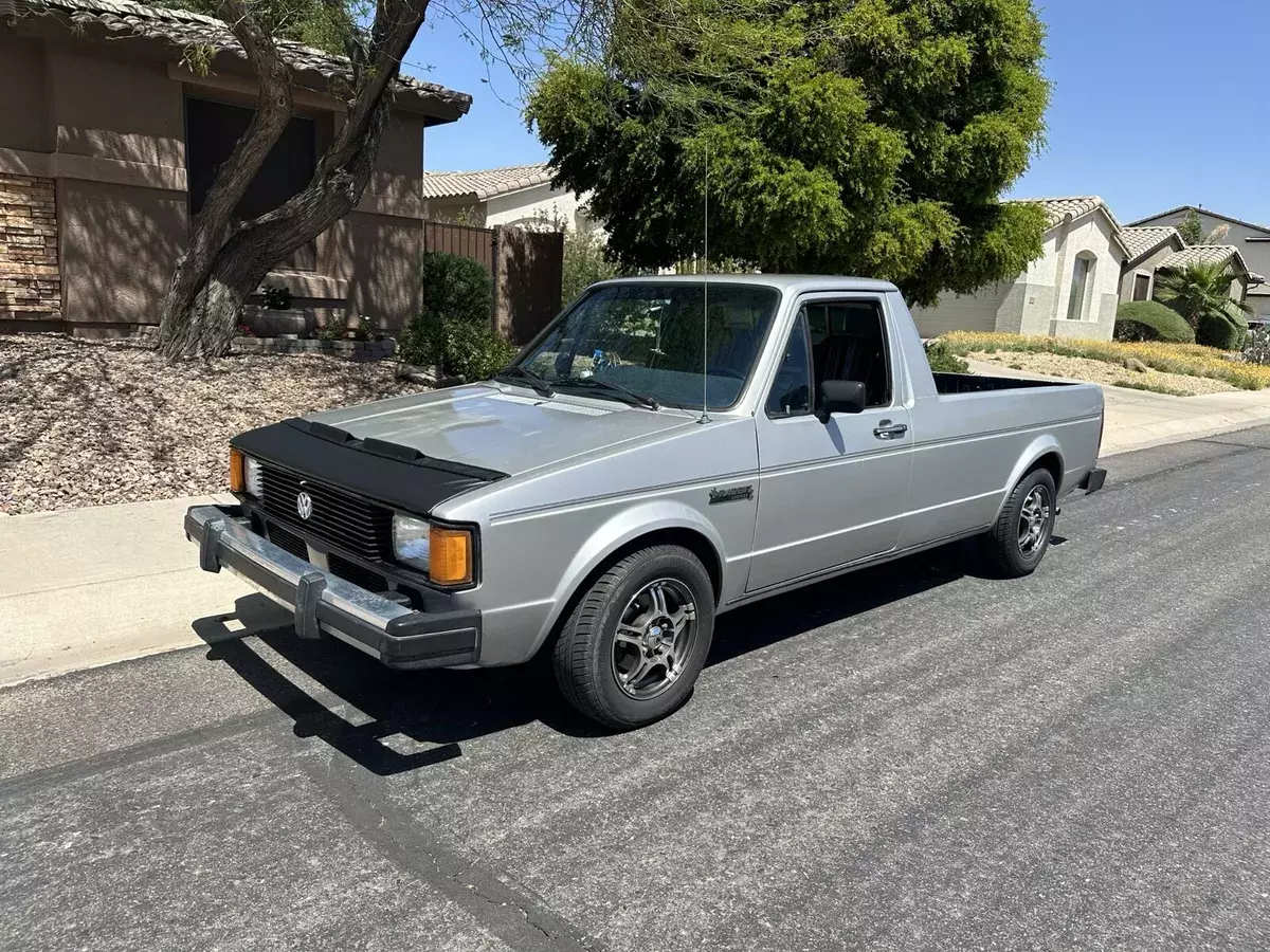1980 volkswagen rabbit 1.6 d pickup grey