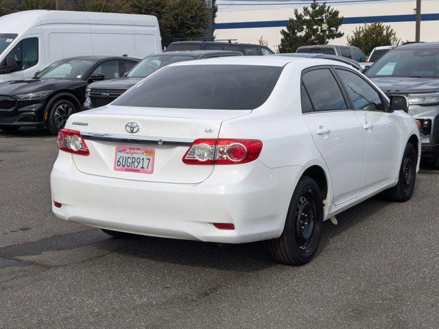 2013 toyota corolla le