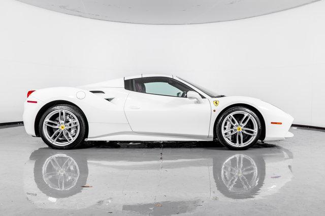 2019 ferrari 488 spider base