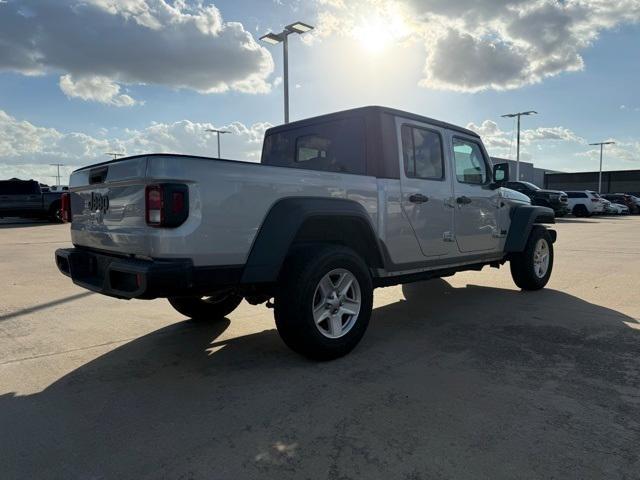 2023 jeep gladiator sport