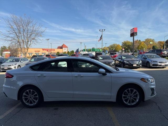 2020 ford fusion hybrid se