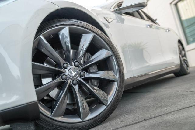 2012 tesla model s founder