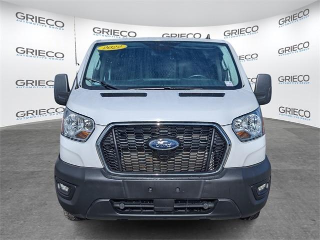 2022 ford transit-250 base