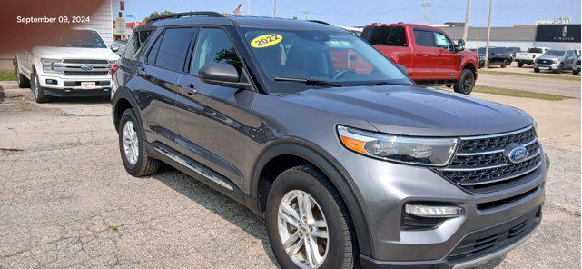 2022 ford explorer xlt