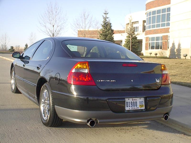 2004 Chrysler 300M