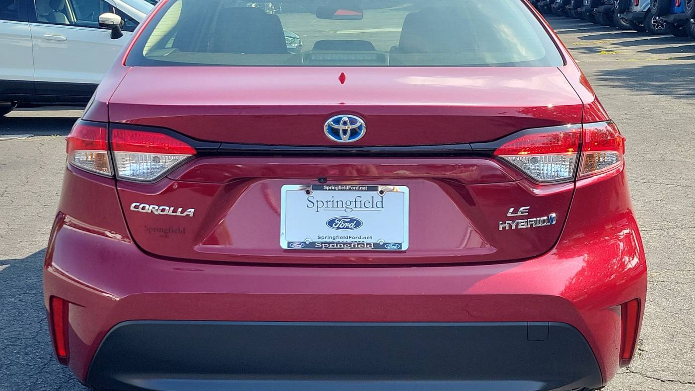 2023 toyota corolla hybrid le