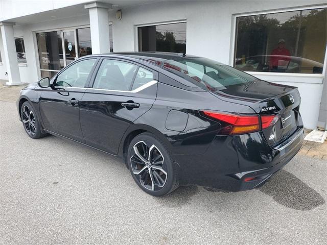 2023 nissan altima 2.5 sr
