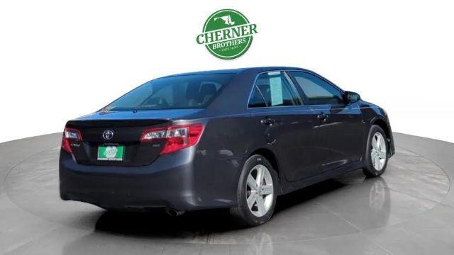 2014 toyota camry se