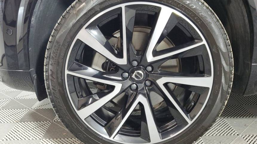 2023 volvo xc90 b5 plus bright theme