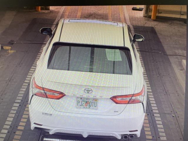 2019 toyota camry se