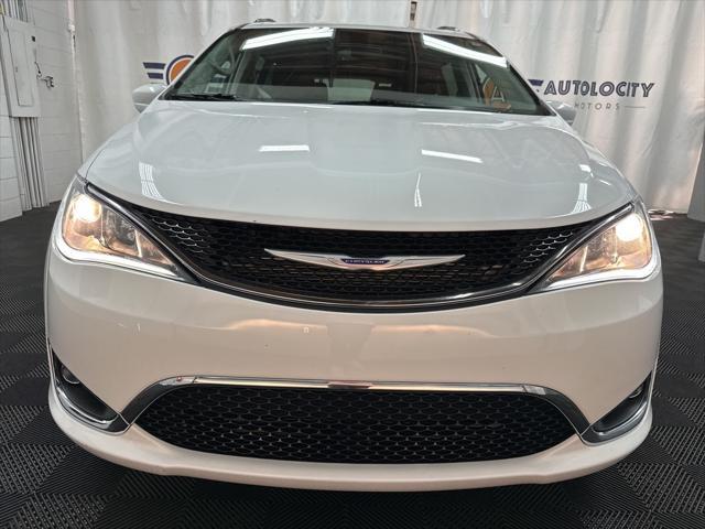 2020 chrysler pacifica touring l