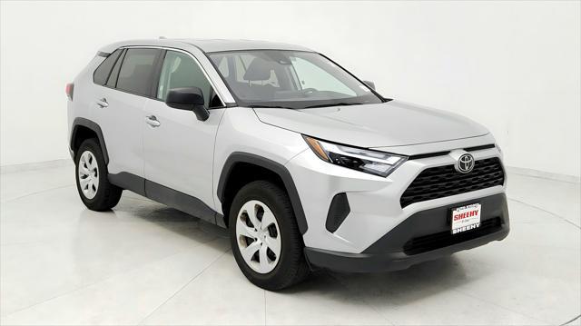 2024 toyota rav4 le