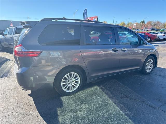 2015 toyota sienna xle