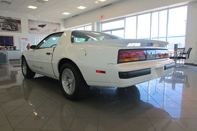 1990 pontiac firebird 2dr coupe formula hatchback only 1,868 miles